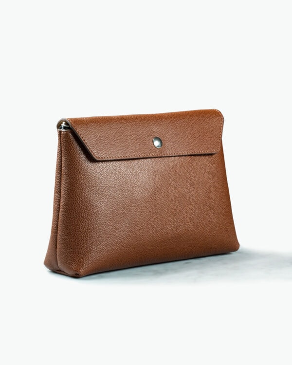 Trousse en cuir grainé cognac