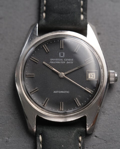 UNIVERSAL GENEVE POLEROUTER DATE AUTOMATIC NOIR