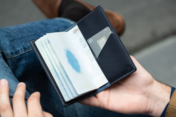 Porte Passeport - Cuir Grainé bleu nuit