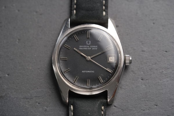 UNIVERSAL GENEVE POLEROUTER DATE AUTOMATIC NOIR