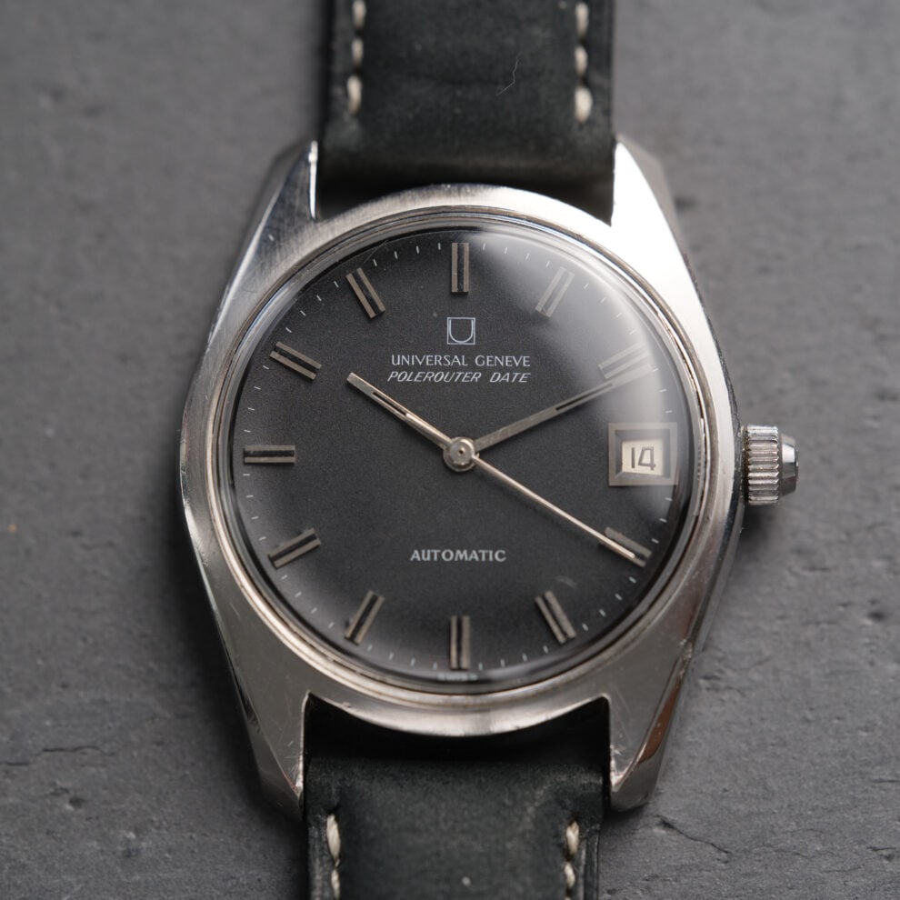 UNIVERSAL GENEVE POLEROUTER DATE AUTOMATIC NOIR