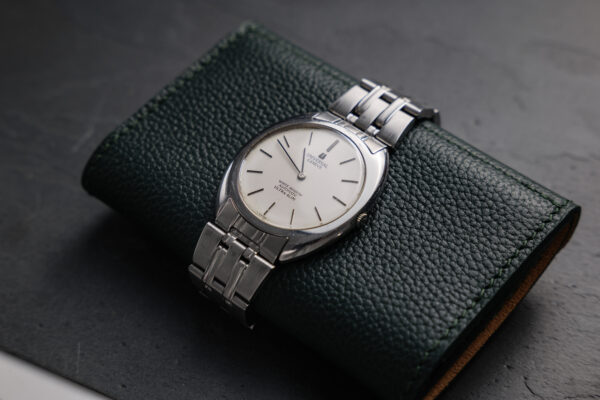 UNIVERSAL GENEVE WHITE SHADOW ULTRA SLIM